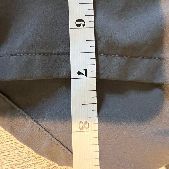 The North Face Men’s Flashdry Running Shorts Athletic Grey measures 32x7” - Picture 11 of 12